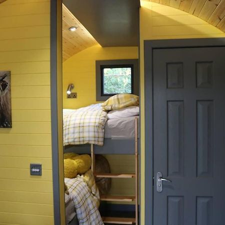 Villa Glampods Glamping Pod - Meet Highland Cows And Sheep Elgin Esterno foto