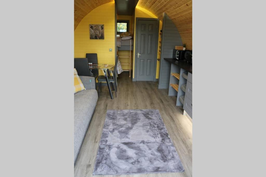 Glampods Glamping Pod - Meet Highland Cows And Sheep Elgin Villa Esterno foto